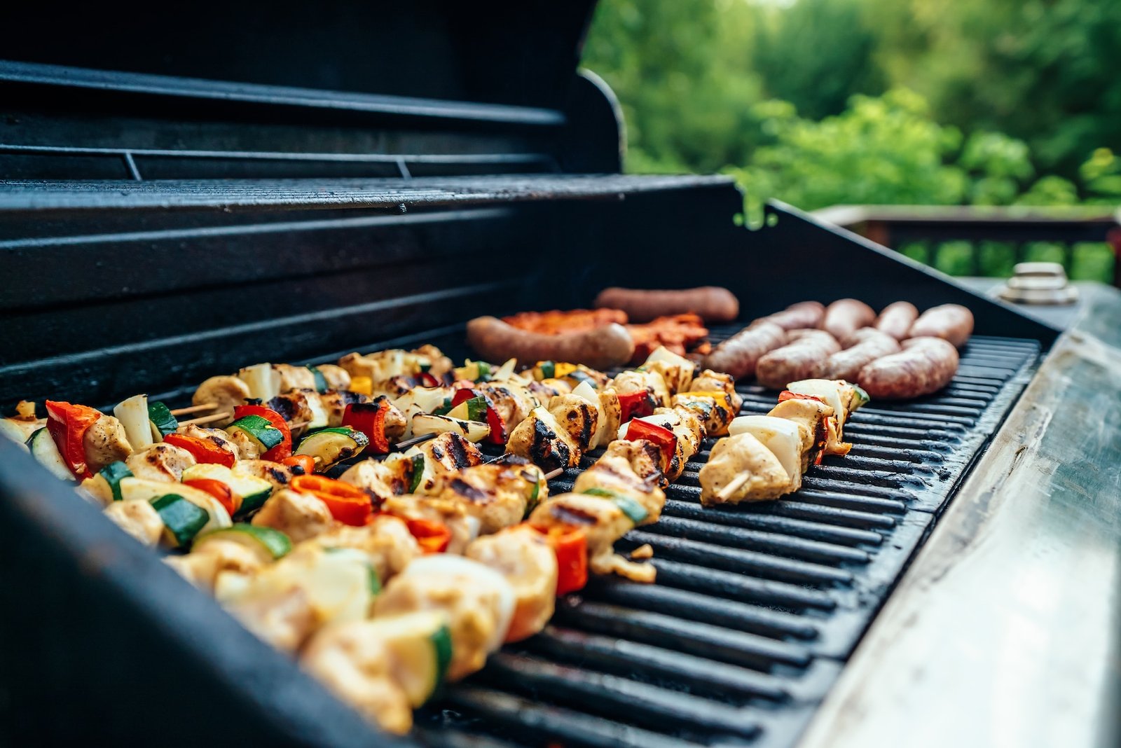best BBQ in Dallas, top BBQ spots, Dallas barbecue, smoked meats, grilled delights, tender ribs, mouthwatering brisket, Texan cuisine, BBQ restaurants, savory flavors, Dallas dining