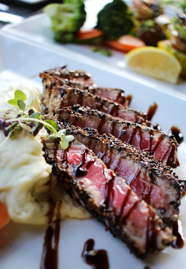 Best steakhouses Dallas steakhouses Top-notch dining Savory delights Prime steaks Expertly prepared cuts Culinary journey Fine dining Exceptional service Steak lover's paradise Mouthwatering meats Dallas restaurants Steakhouse experience