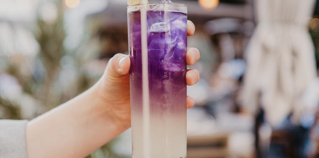 Happy hour Dallas Best happy hour deals Dallas drink specials Happy hour restaurants Happy hour bars Happy hour discounts Happy hour bites Happy hour nightlife Affordable drinks Dallas
